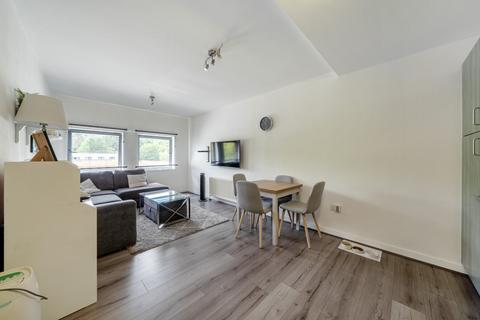 Flat 17, Ethelred Court Godstone Road, Whyteleafe, CR3 0GB