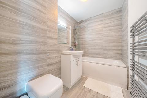 Flat 17, Ethelred Court Godstone Road, Whyteleafe, CR3 0GB