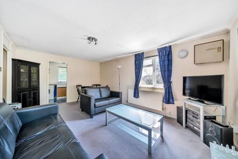 2 bedroom flat for sale, Natalie Close, Feltham, London, TW14