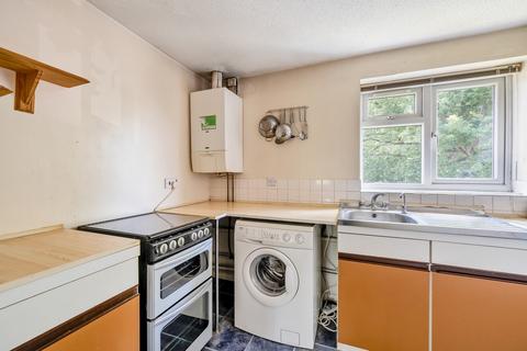 2 bedroom flat for sale, Natalie Close, Feltham, London, TW14