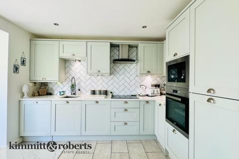 14 Souter Drive, Seaham, SR7 7WT