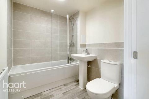 2 bedroom apartment to rent, Kingsbrook Basin, Aylesbury