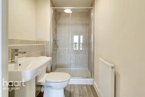 2 bedroom apartment to rent, Kingsbrook Basin, Aylesbury