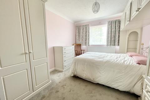 18 Elgar Close, Exeter, EX2 5QU