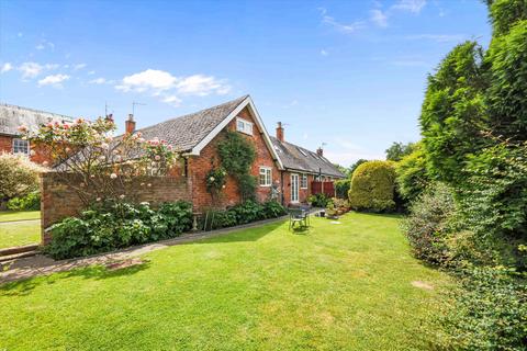 3 bedroom terraced house for sale, Sandy Lane, Charlton Kings, Cheltenham, Gloucestershire, GL53