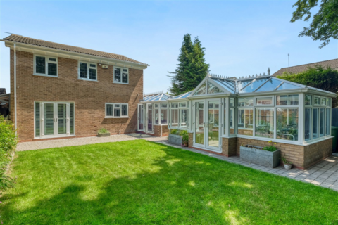 1 Burgess Croft, Solihull, B92 0QJ