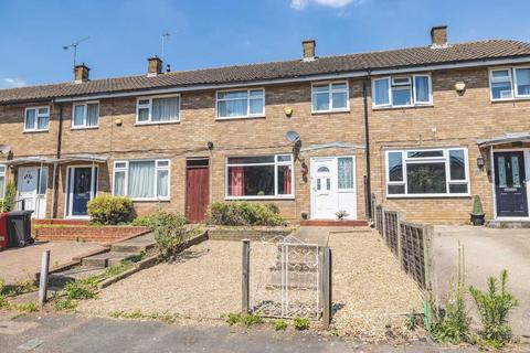 3 bedroom terraced house for sale, Pemberton Road, Slough SL2