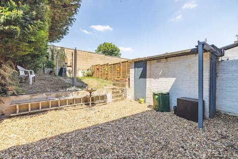 3 bedroom terraced house for sale, Pemberton Road, Slough SL2