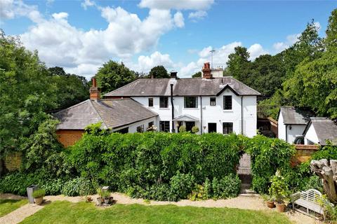 4 bedroom house for sale, Lambs Lane, Reading RG7