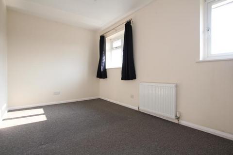 2 bedroom terraced house to rent, Courtlands, Bristol BS32