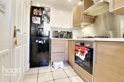 42 Birch Covert, Thetford, IP24 2UL