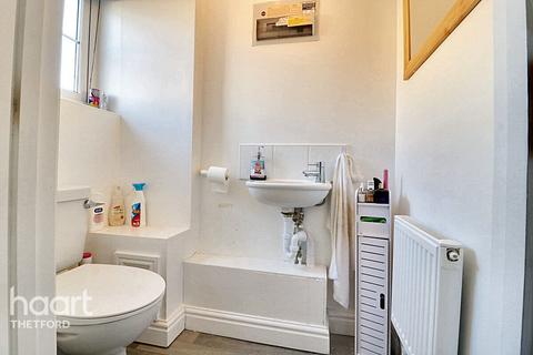 42 Birch Covert, Thetford, IP24 2UL