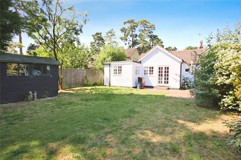 3 bedroom bungalow for sale, New Wokingham Road, Crowthorne, Berkshire, RG45