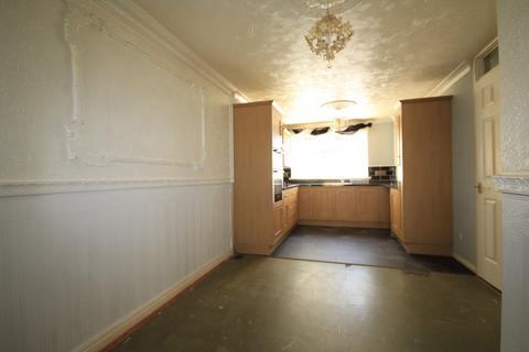 3 bedroom end of terrace house for sale, Victor Street, Hull, East Riding of Yorkshire. HU9 2EX