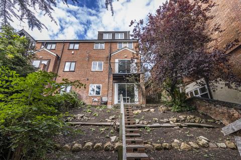 1 bedroom terraced house to rent, Park Road , Lenton, Nottingham