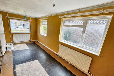 2 bedroom bungalow for sale, Hurley Road, Worthing, West Sussex, BN13 2PB