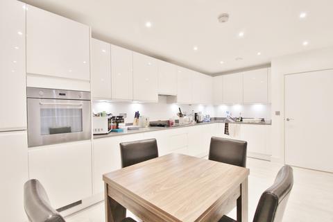 2 bedroom apartment for sale, Abbotsford Court, Lakedrive, Park Royal, NW10