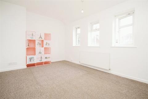 2 bedroom terraced house to rent, Aylmer Road, Dagenham, RM8