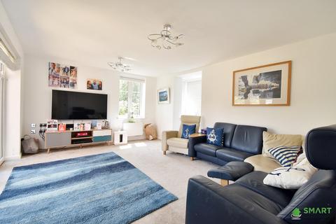 9 Birdie Walk, Exeter, EX2 7SE
