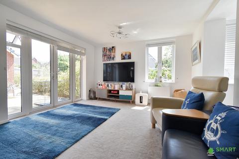 9 Birdie Walk, Exeter, EX2 7SE