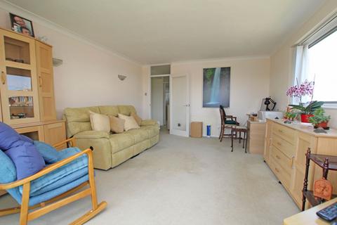 2 bedroom flat for sale, St Johns Road, Eastbourne, BN20 7HY
