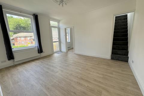 2 bedroom terraced house to rent, Arthington Street, Leeds, West Yorkshire, LS10