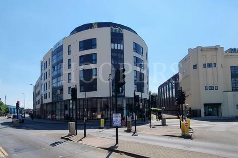 2 bedroom flat for sale, High Road, London, NW10