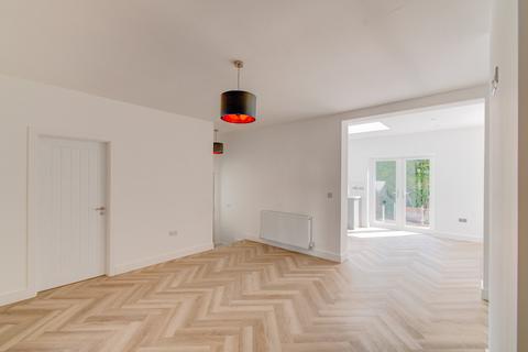 186 Birmingham Road, Redditch, B97 6EN