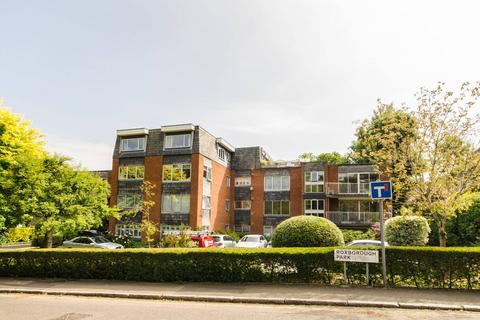 2 bedroom flat to rent, Roxborough Park, Harrow on the Hill, Harrow, HA1