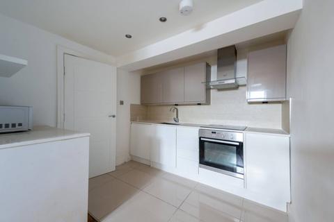 1 bedroom flat to rent, Upper Mulgrave Road, Cheam, Sutton, SM2