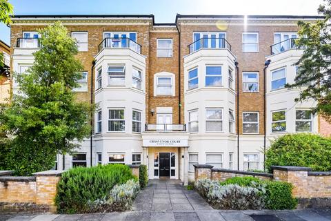 2 bedroom flat for sale, Avenue Elmers, Surbiton, KT6