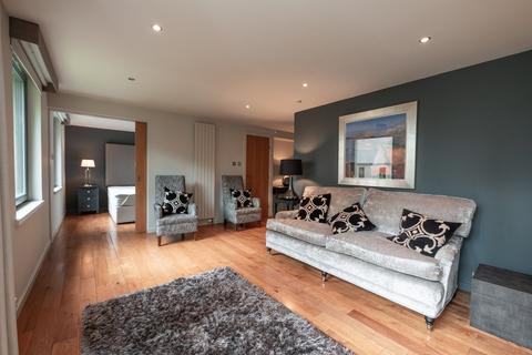 1 bedroom flat for sale, 23 Annandale Street, East New Town, Edinburgh, EH7