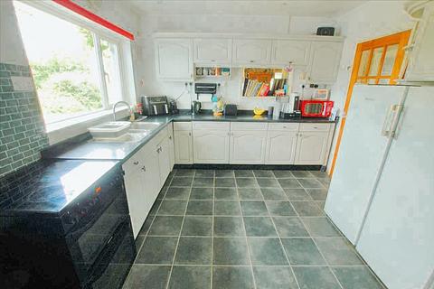 4 bedroom cottage for sale, Westhill Cottage, Freshwater East Road, Lamphey, Pembroke