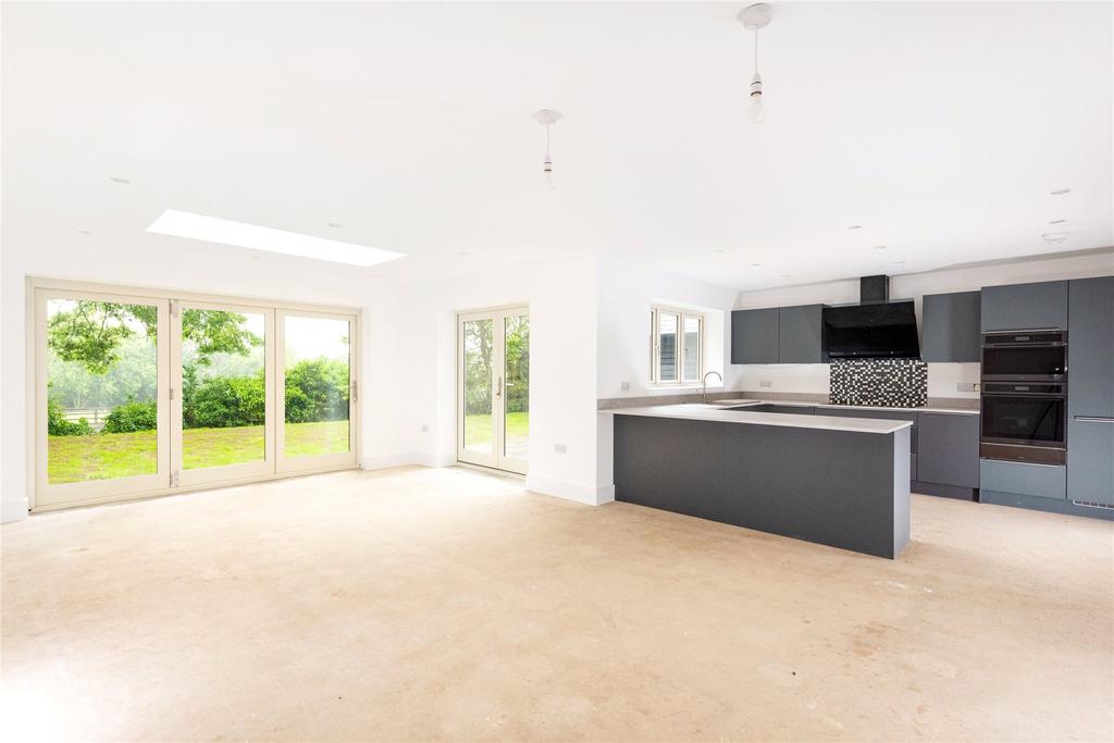 Kitchen Family Room