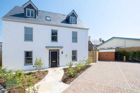 3 bedroom detached house for sale, La Rue du Presbytere, St Clement, Jersey, JE2