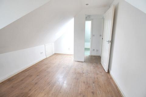 2 bedroom flat for sale, Flat 6, 92 Aldborough Road South, Ilford