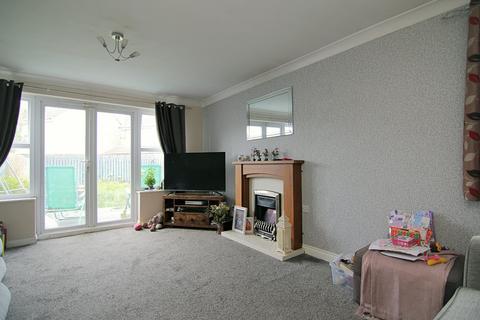 4 bedroom terraced house for sale, Meldon Way, Clayton Heights, Bradford, BD6