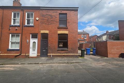 3 bedroom terraced house to rent, Chorley, Chorley PR6