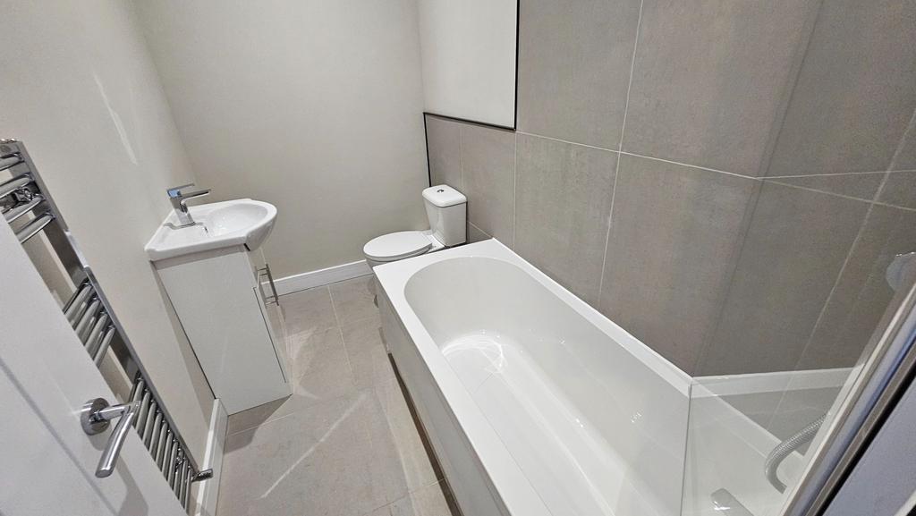 Family bathroom
