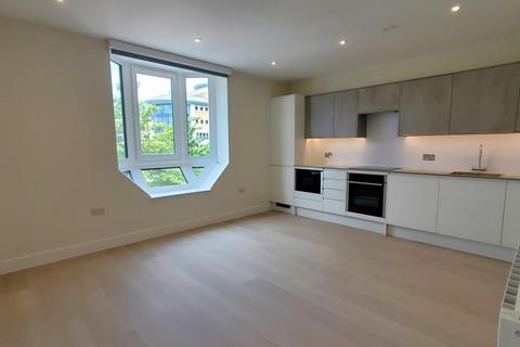 2 bedroom flat to rent, 21-25 Church Street West, Woking GU21