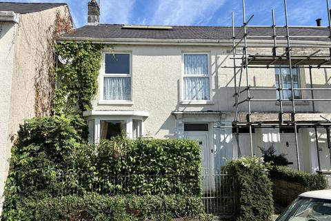 3 bedroom terraced house for sale, Queen Street, Llandovery, Carmarthenshire.