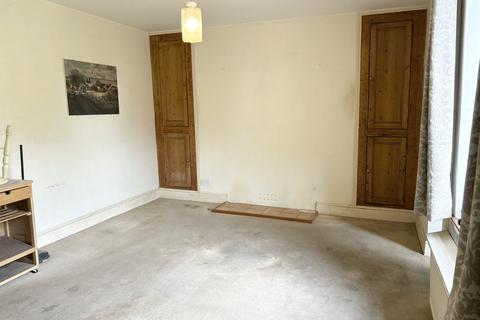 3 bedroom terraced house for sale, Queen Street, Llandovery, Carmarthenshire.