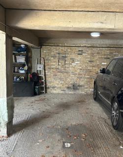 Garage to rent, Charles Lane, London NW8