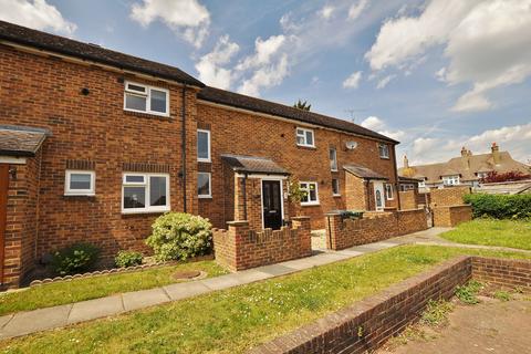 2 bedroom terraced house to rent, Emmanuel Close, Guildford, Surrey, GU2