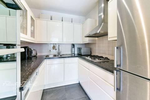 2 bedroom flat for sale, Cape Yard, Wapping, E1W