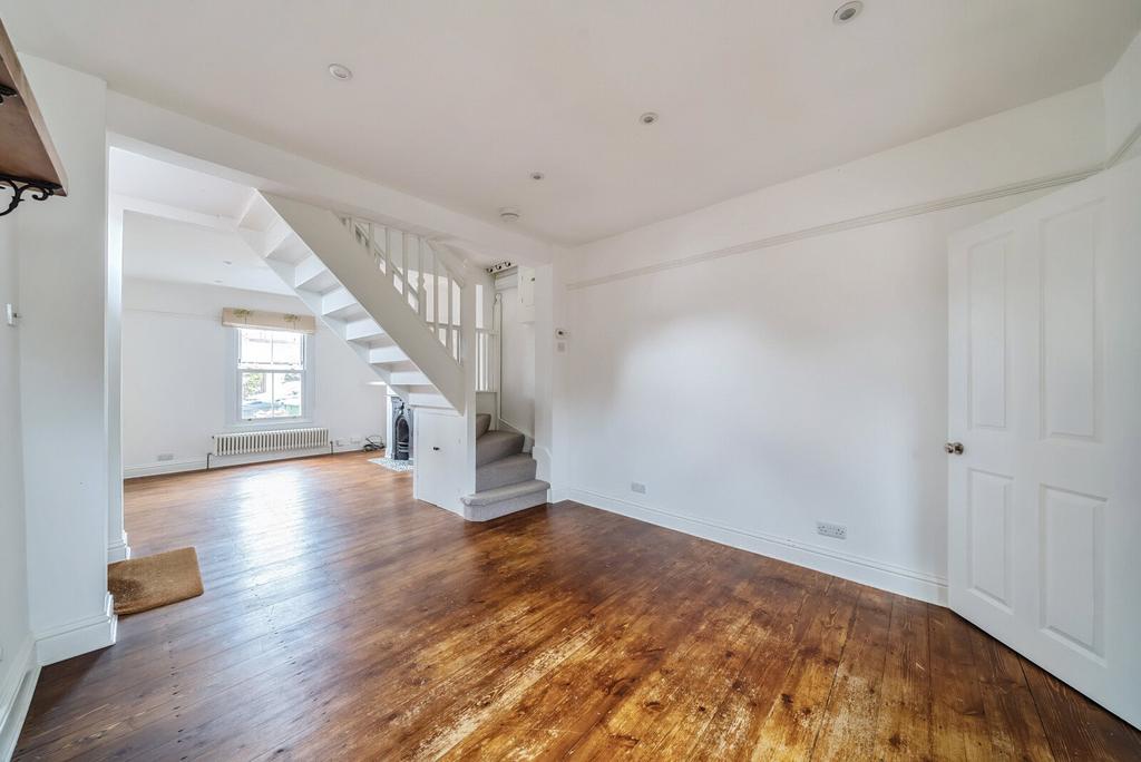 Sitting/Dining Room