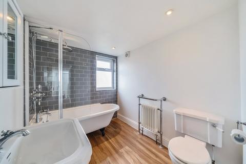 134 Elm Road, Kingston Upon Thames, KT2 6HU