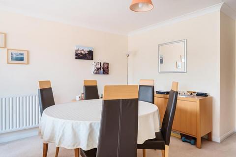 2 bedroom flat for sale, Amersham,  Buckinghamshire,  HP7