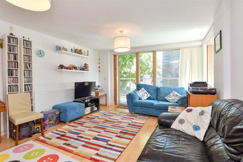 2 bedroom flat for sale, Pankhurst Avenue, Brighton, East Sussex