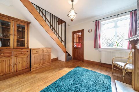 28 Lancaster Road, Uxbridge, UB8 1AP